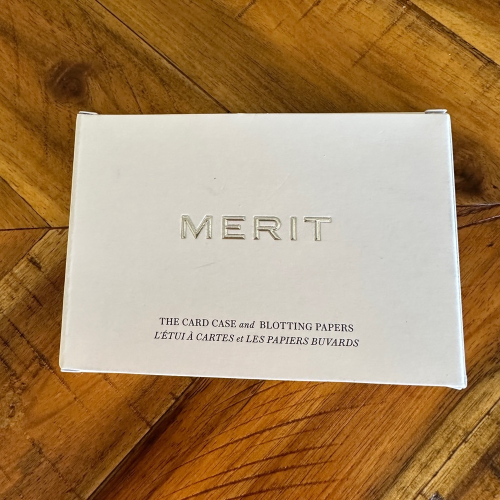 Merit Beauty card case